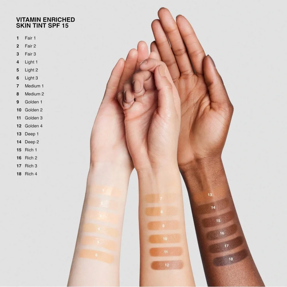 Bobbi Brown Hydrating Skin Tint SPF 15 in Color Fair 2